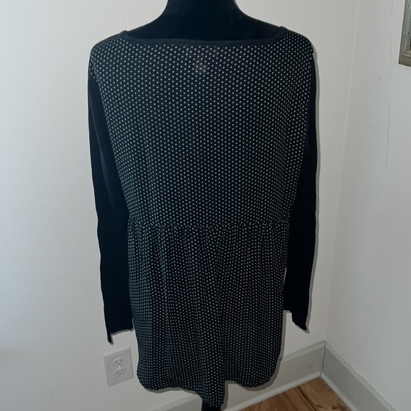 LOFT mixed media top sweater blouse black white long sleeves Sz M - Picture 3 of 8